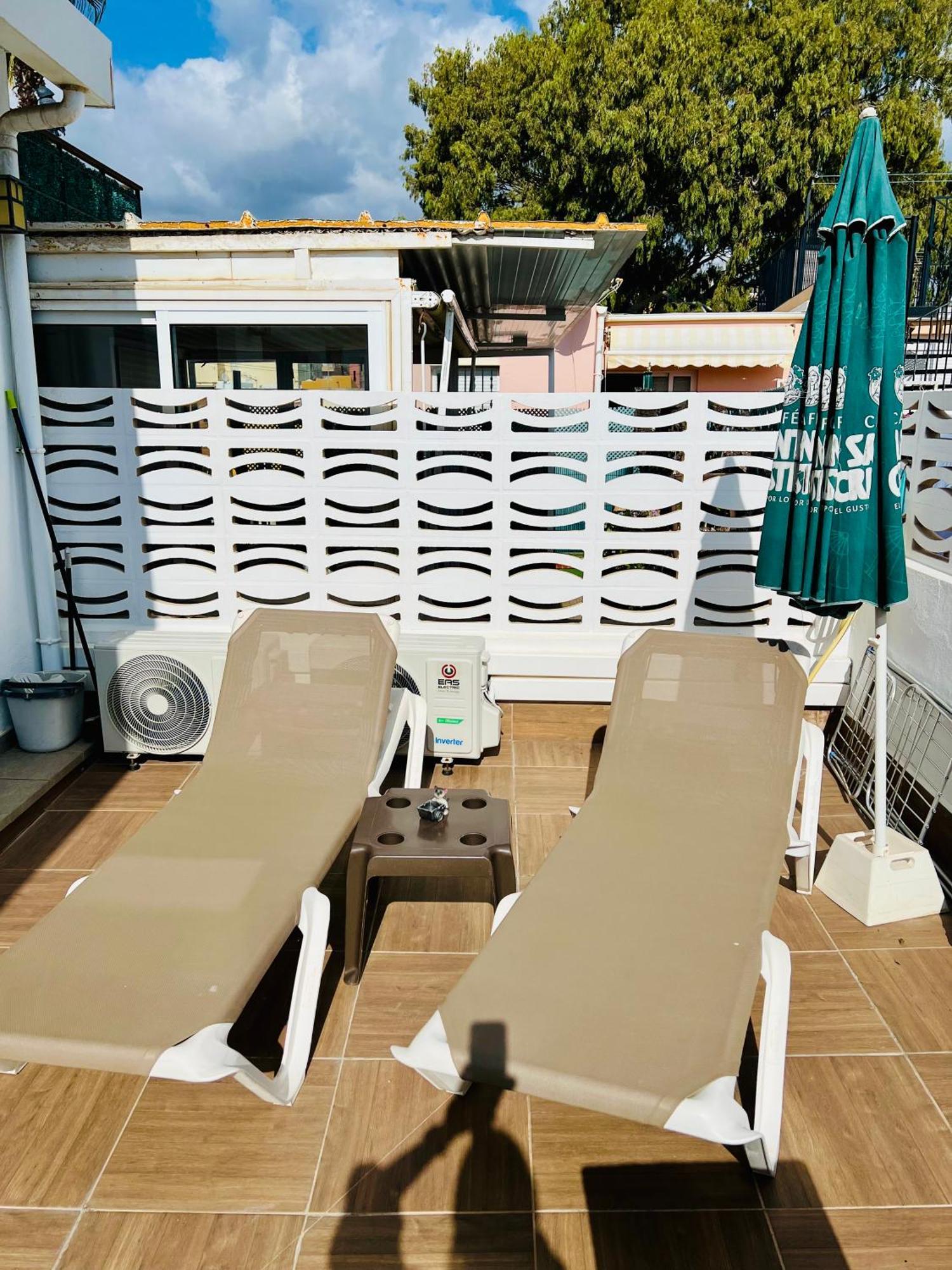 Casa Carmen Ático Primera linea de playa Málaga Esterno foto